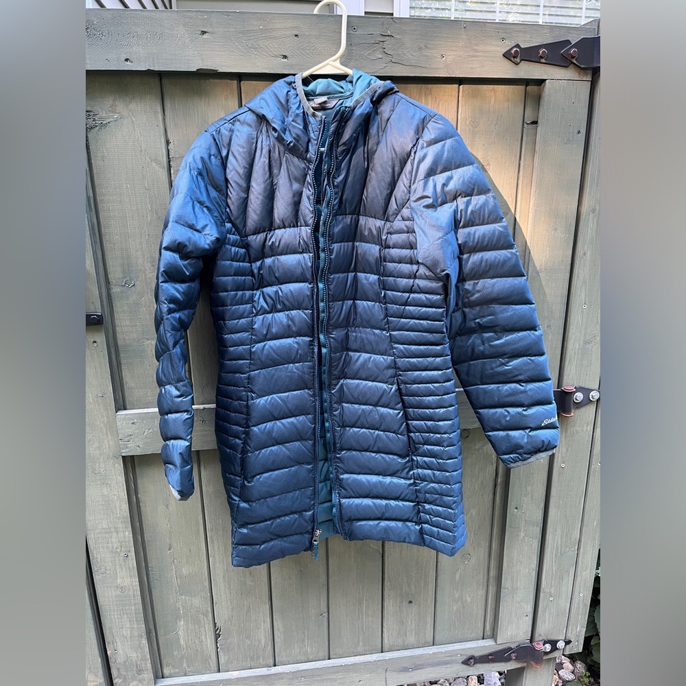 Almost new Eddie Bauer Cirrus Lite jacket